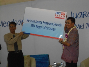 BRI, memberikan sumbangan Sarana dan Prasarana Ke SMAN 16 Surabaya